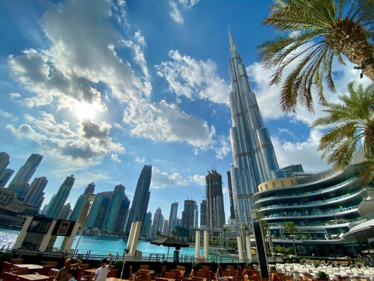 is dubai expensive to visit